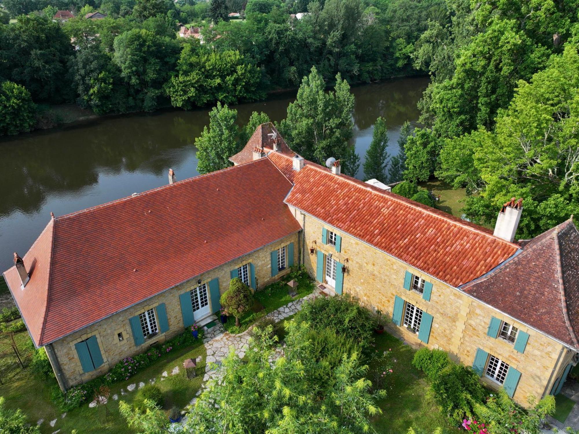 La Rebiere D'Or, B&B Et Gite Mouleydier Bagian luar foto